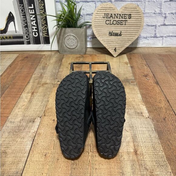 Boston Shearling
Suede Leather - Black
Size 37 narrow - Picture 9 of 11